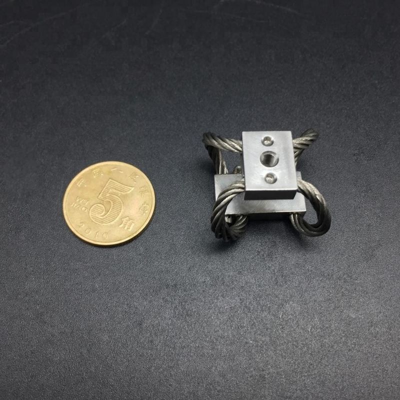 Exquisite Luftfotografie Kamera Gimbal Stabilisator Hubschrauber Drohne Vibrationsschutz GR3-30D-A Kompaktes Drahtseil