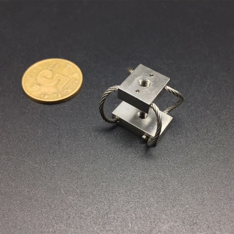Professionelle Hubschrauber-UAV-Kamera RC-Auto-Drohnen-Zubehör Schlagwirbelkontrolle GR1-3.3D-A Kompaktes Drahtseilisolator