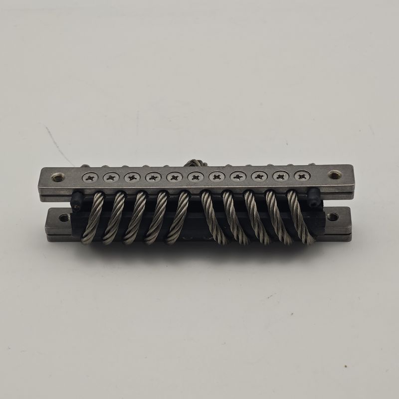 Kundenspezifischer GX-40AN Drahtseil-Vibrationsisolator mit 113 mm * 40 mm Größe, 32,5 ± mm Dicke und 1000 °C - 1800 °C Betriebstemperatur